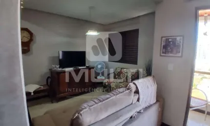 Cobertura com 4 quartos à venda no Martins, Uberlândia  por R$ 750.000