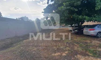 Terreno comercial à venda no Vigilato Pereira, Uberlândia  por R$ 450.000