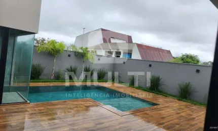 Casa em condomínio fechado com 4 quartos à venda em Laranjeiras, Uberlândia  por R$ 2.300.000