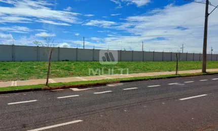 Terreno comercial à venda no Grand Ville, Uberlândia  por R$ 362.092
