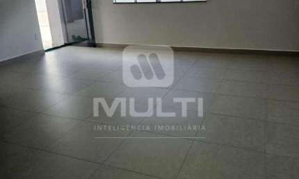 Casa com 3 quartos à venda no Alto Umuarama, Uberlândia  por R$ 600.000