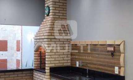 Casa com 3 quartos à venda no Alto Umuarama, Uberlândia  por R$ 1.290.000