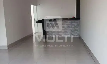 Casa com 3 quartos à venda em laranjeiras, uberlândia  por r$ 380.000