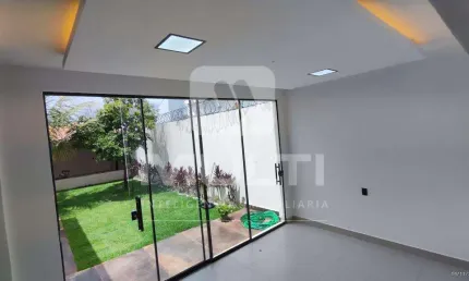 Casa com 3 quartos à venda no novo mundo, uberlândia  por r$ 1.100.000