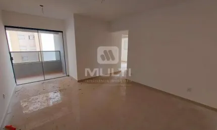 Apartamento com 3 quartos à venda no Martins, Uberlândia  por R$ 519.000