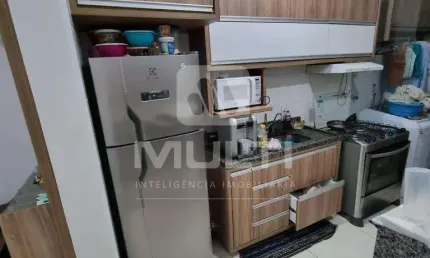 Apartamento com 2 quartos à venda no Jardim Holanda, Uberlândia  por R$ 230.000