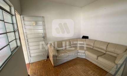 Casa com 4 quartos para alugar no Brasil, Uberlândia  por R$ 2.500