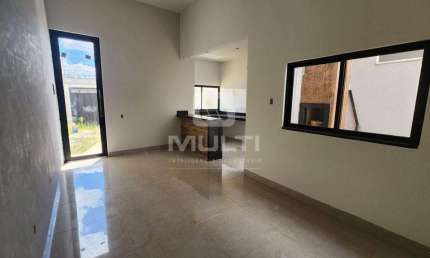 Casa com 3 quartos à venda no Alto Umuarama, Uberlândia  por R$ 470.000