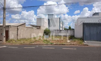 Terreno comercial à venda no Shopping Park, Uberlândia  por R$ 200.000