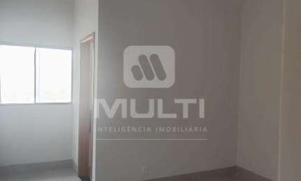 Casa com 2 quartos à venda em New Golden Ville, Uberlândia  por R$ 320.000
