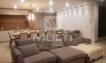 Casa com 4 quartos à venda no Granja Marileusa, Uberlândia  por R$ 1.600.000