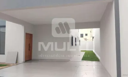 Casa com 3 quartos à venda no Jardim Holanda, Uberlândia 