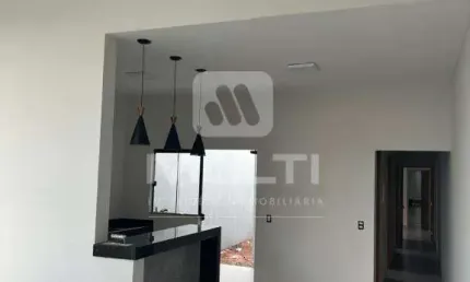 Casa com 3 quartos à venda no Jardim Brasília, Uberlândia  por R$ 370.000