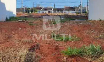 Terreno comercial à venda no Alto Umuarama, Uberlândia  por R$ 265.000