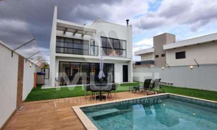 Casa em condomínio fechado com 3 quartos à venda em Laranjeiras, Uberlândia  por R$ 2.400.000