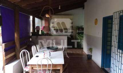Casa com 2 quartos à venda no Alto Umuarama, Uberlândia  por R$ 600.000