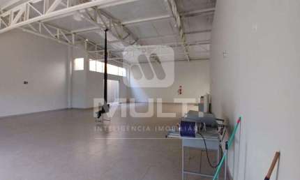 Barracão / Galpão / Depósito à venda no Daniel Fonseca, Uberlândia  por R$ 1.730.000