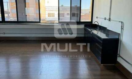 Sala comercial para alugar na Nossa Senhora Aparecida, Uberlândia  por R$ 1.750