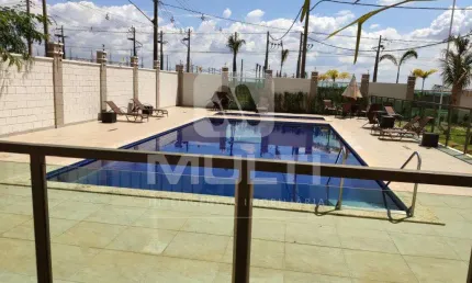 Apartamento com 2 quartos para alugar no Grand Ville, Uberlândia  por R$ 1.300
