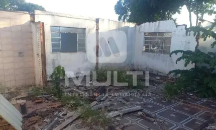 Casa com 2 quartos à venda no Tibery, Uberlândia  por R$ 435.000