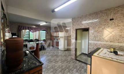 Apartamento com 6 quartos para alugar no Planalto, Uberlândia  por R$ 3.400