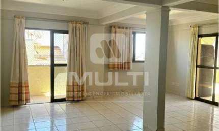Cobertura com 4 quartos à venda no Santa Mônica, Uberlândia  por R$ 830.000