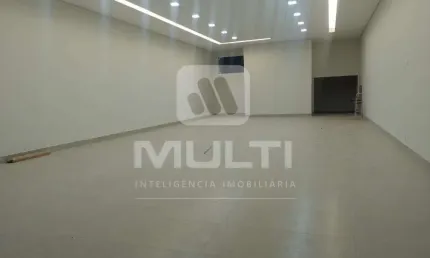 Ponto comercial à venda no Alto Umuarama, Uberlândia  por R$ 1.100.000