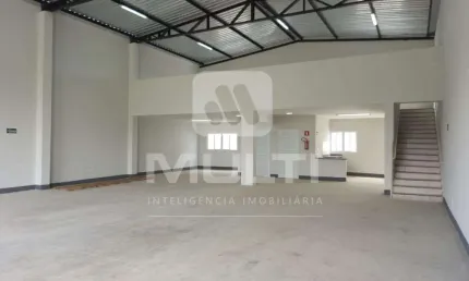 Barracão / Galpão / Depósito à venda no Jardim Botânico, Uberlândia  por R$ 1.600.000