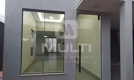 Casa com 3 quartos à venda na Nossa Senhora das Graças, Uberlândia  por R$ 660.000