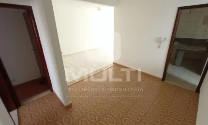 Casa com 4 quartos à venda no Fundinho, Uberlândia 