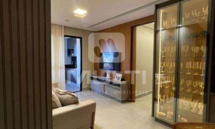 Apartamento com 3 quartos à venda no Santa Mônica, Uberlândia  por R$ 1.100.000