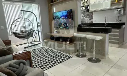 Apartamento com 3 quartos à venda no Presidente Roosevelt, Uberlândia  por R$ 550.000