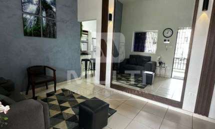 Casa comercial à venda no Centro, Uberlândia  por R$ 680.000