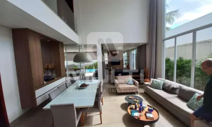 Casa em condomínio fechado com 3 quartos à venda no Jardim Sul, Uberlândia  por R$ 4.300.000