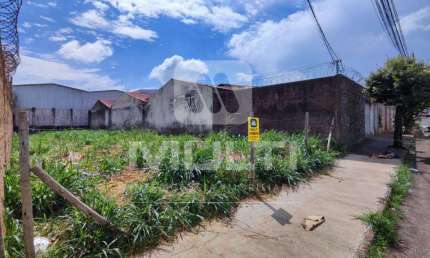 Terreno comercial à venda no Brasil, Uberlândia  por R$ 420.000