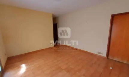 Casa com 4 quartos à venda na Cidade Jardim, Uberlândia  por R$ 500.000