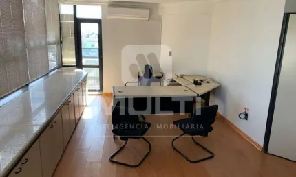 Sala comercial à venda no Centro, Uberlândia  por R$ 350.000