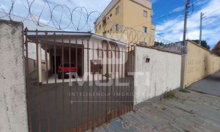 Casa com 3 quartos à venda no Tubalina, Uberlândia  por R$ 650.000