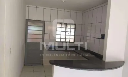 Casa com 3 quartos à venda no jardim holanda, uberlândia  por r$ 300.000