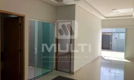 Casa em condomínio fechado com 2 quartos à venda no Jardim Holanda, Uberlândia  por R$ 335.000