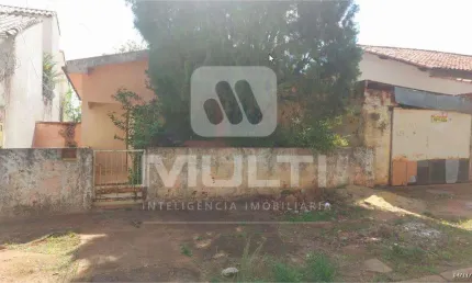 Terreno comercial à venda no Jaraguá, Uberlândia  por R$ 360.000
