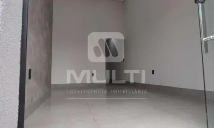 Casa com 3 quartos à venda no Jardim Brasília, Uberlândia  por R$ 450.000
