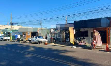 Casa comercial à venda no Tibery, Uberlândia  por R$ 2.000.000