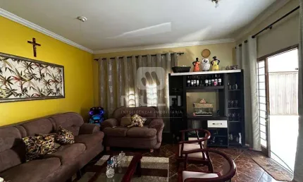 Casa com 3 quartos à venda na cidade jardim, uberlândia  por r$ 620.000