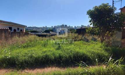 Terreno comercial à venda no Jaraguá, Uberlândia  por R$ 270.000