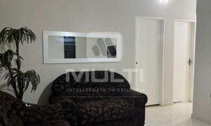 Casa com 4 quartos à venda no Santa Mônica, Uberlândia  por R$ 420.000