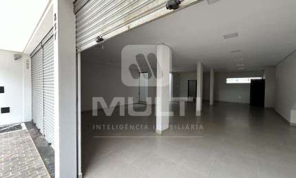 Casa comercial à venda no Nova Uberlândia, Uberlândia  por R$ 2.050.000