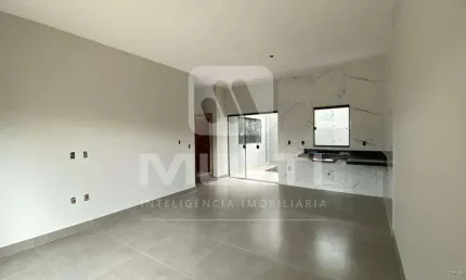 Casa com 2 quartos à venda no Jardim Ipanema I, Uberlândia  por R$ 330.000
