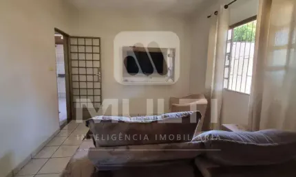 Casa com 3 quartos à venda no brasil, uberlândia  por r$ 620.000