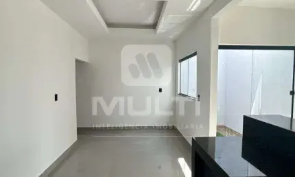 Casa com 2 quartos à venda no jardim brasília, uberlândia  por r$ 330.000